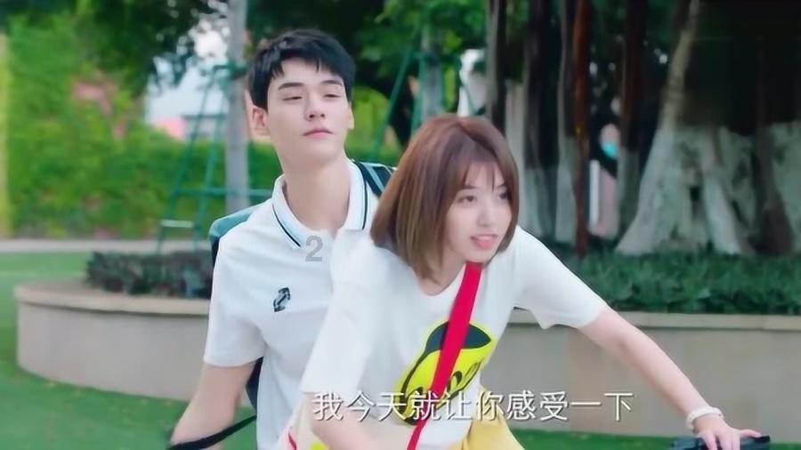 流行疯癫，音综式微，品质在现场 | 音乐市场的2023